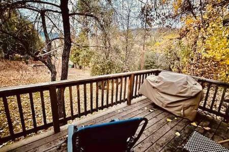 Blue Door Cottage 12 Miles To Yosemite Bbq Oakhurst Zewnętrze zdjęcie